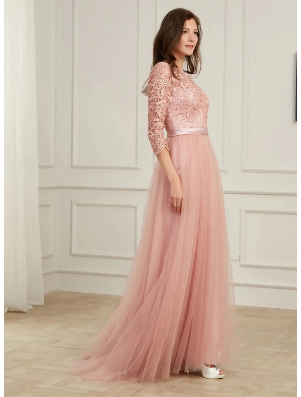 A-Line Evening Gown Spring Dress Party Wear Formal Evening Sweep / Brush Train Long Sleeve Jewel Neck Lace with Appliques