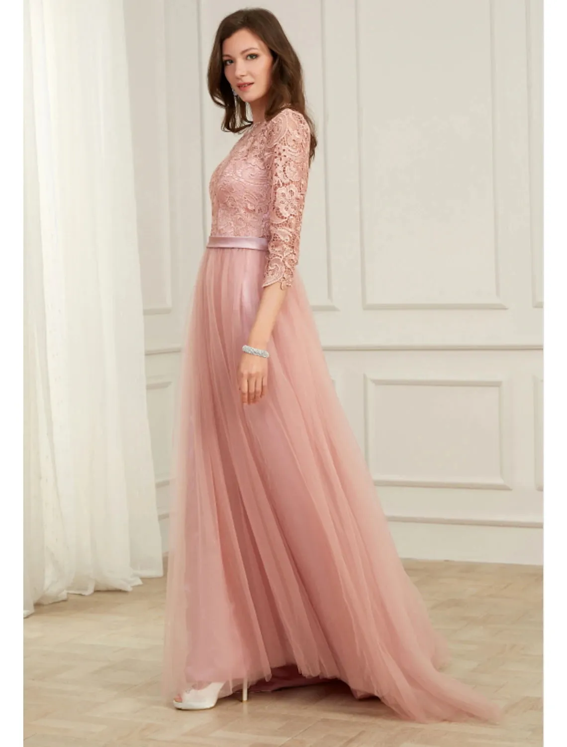 A-Line Evening Gown Spring Dress Party Wear Formal Evening Sweep / Brush Train Long Sleeve Jewel Neck Lace with Appliques