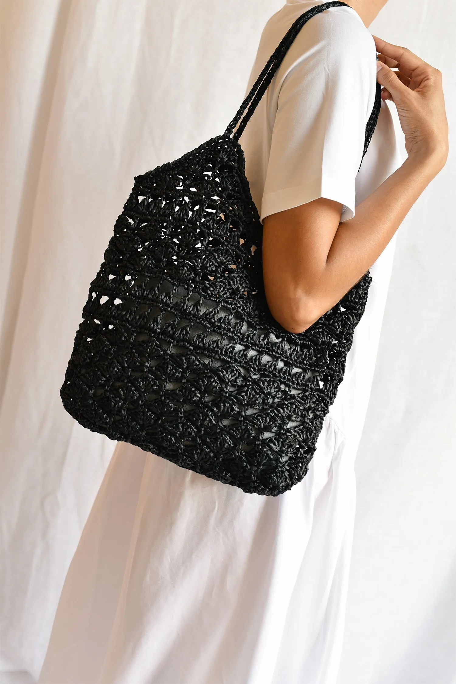 Anemone Crochet Raffia Tote