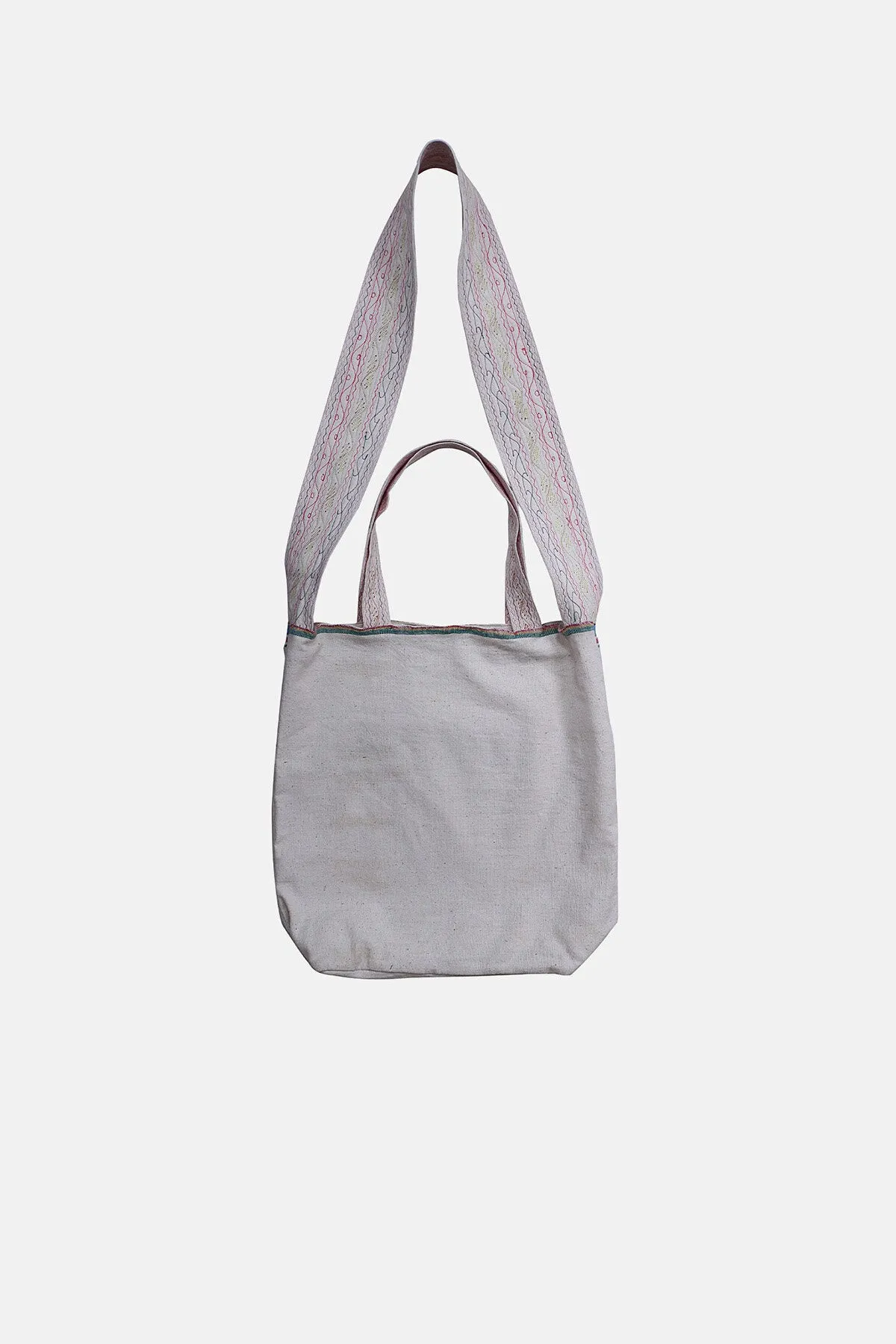 Bag with string