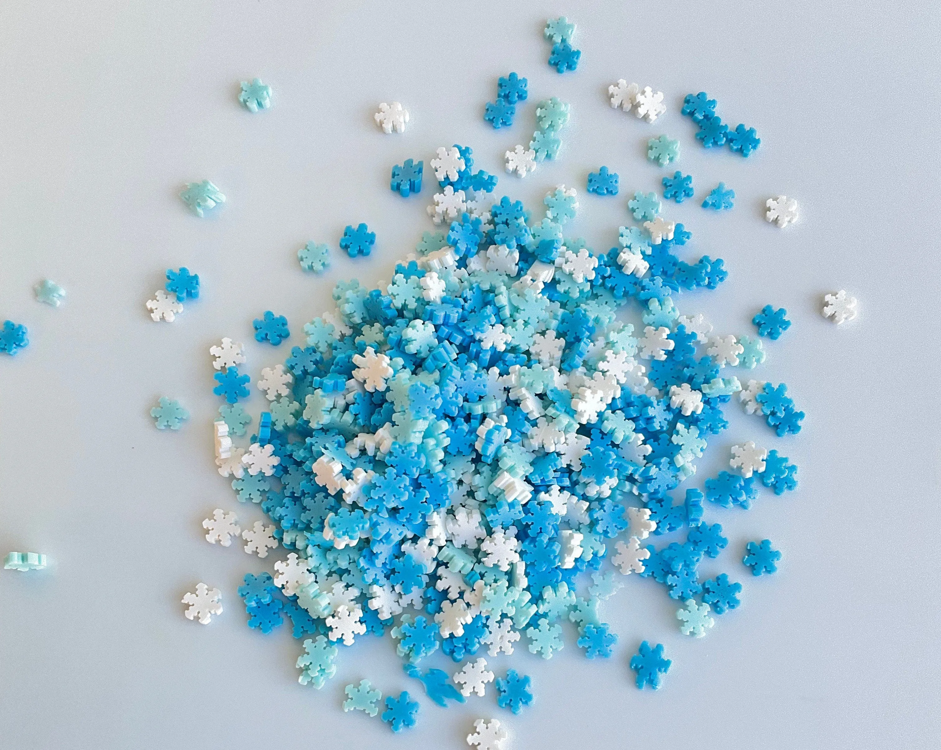 BLUE SNOWFLAKES POLYMER