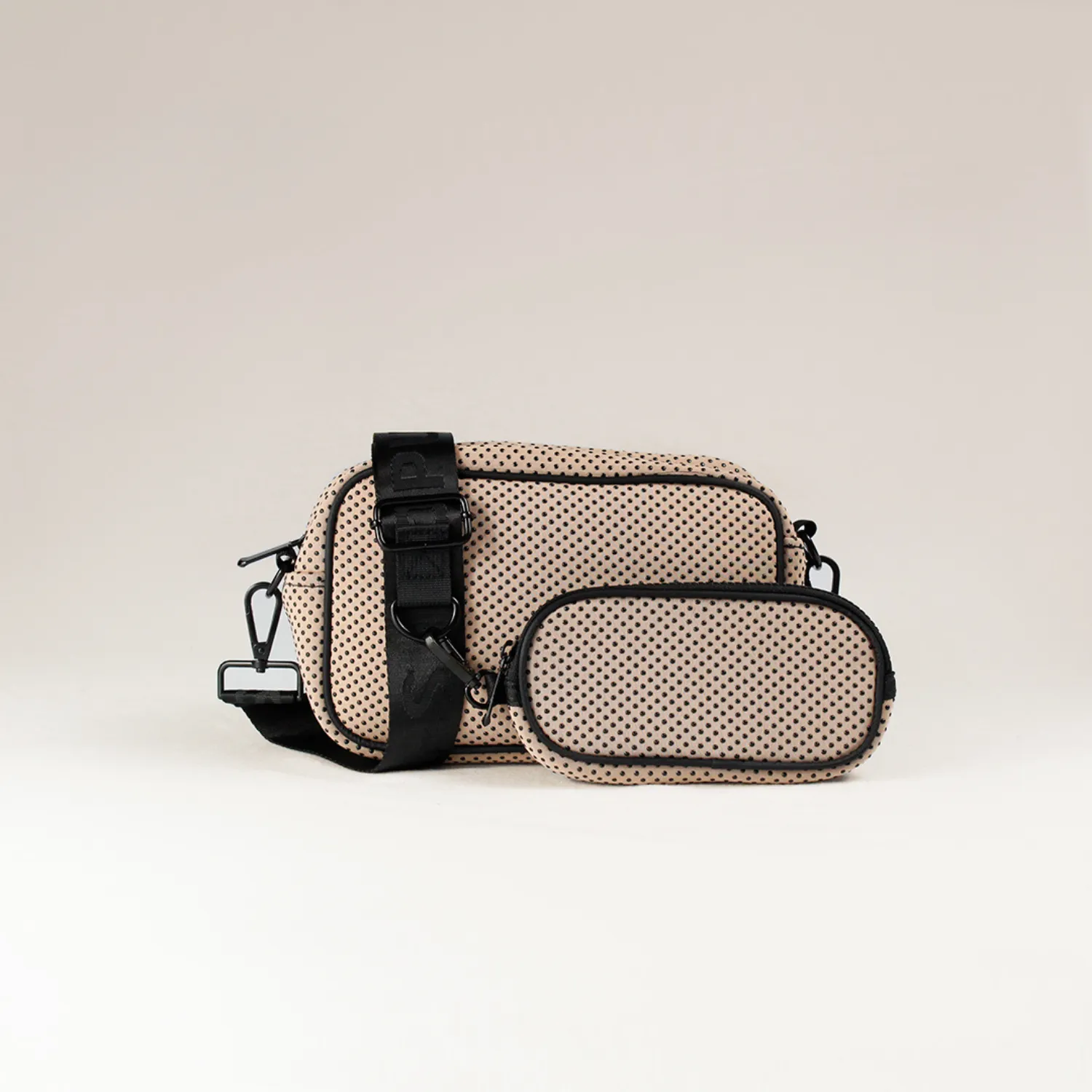 ICON TOTE   CAMERA BAG - TAN