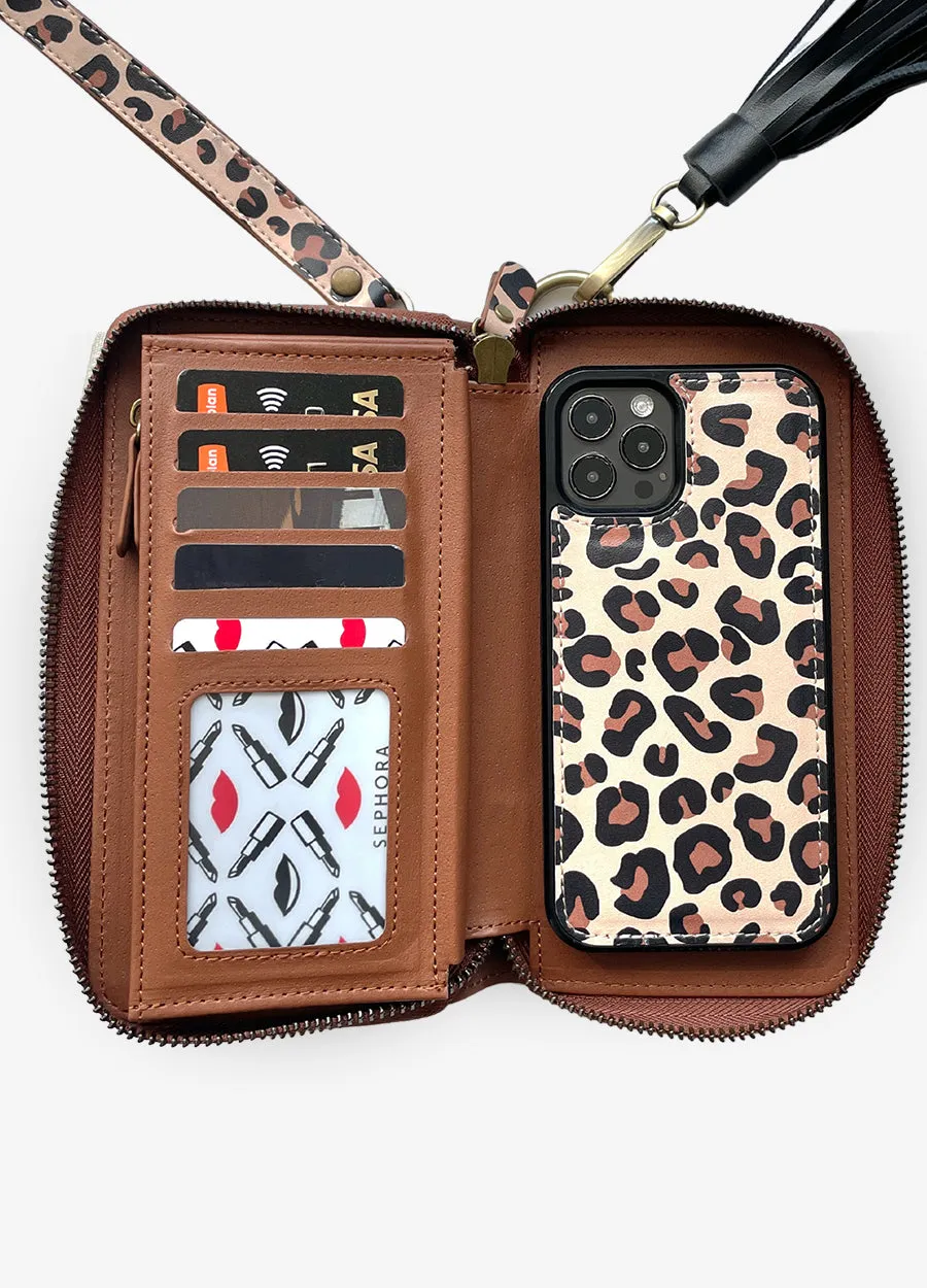 Ultimate Wristlet Phone Case in Leopard